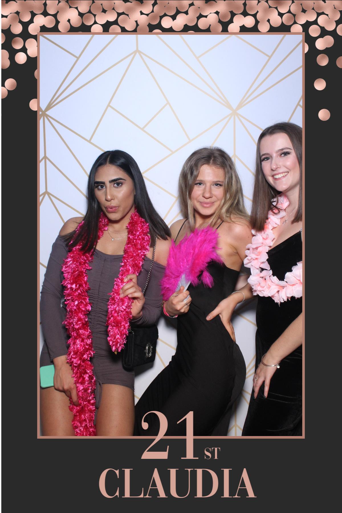 Claudia's 21st  | View more photos from the event at gallery.magicimages.uk/u/MagicImages/Claudias-21st